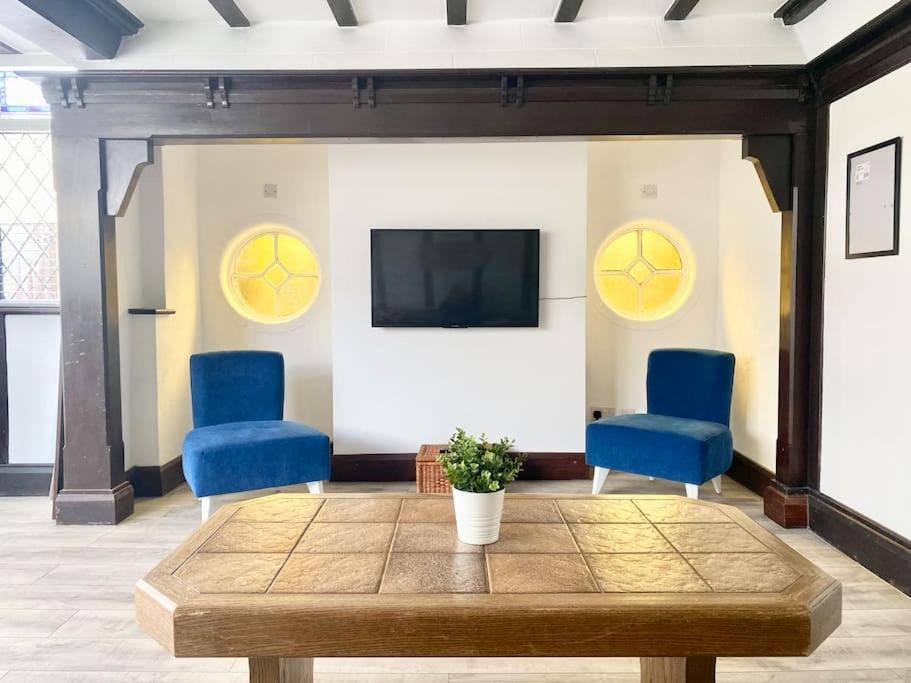 Charming Seaside Cottage In Leigh-On-Sea サウスエンド・オン・シー エクステリア 写真