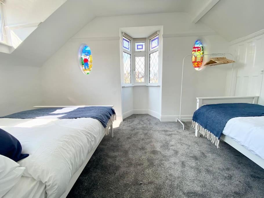 Charming Seaside Cottage In Leigh-On-Sea サウスエンド・オン・シー エクステリア 写真